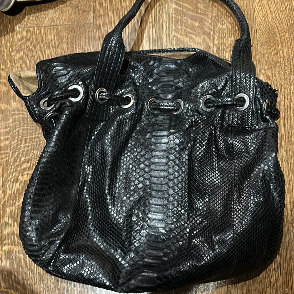 Jane August Python Black Bag drawstring closure - Picture 5 of 5